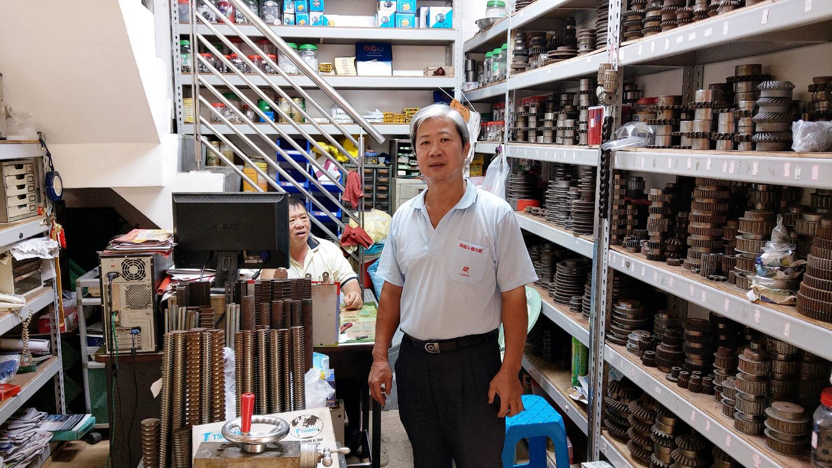 進順五金行老闆